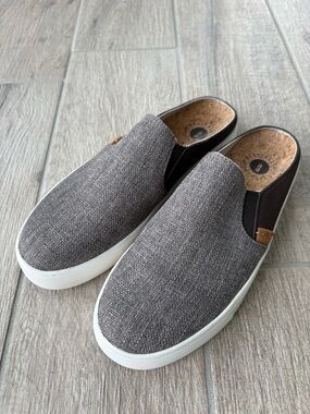 REVITALIGN Women's Slip-On Mules in Dk Taupe Size 8